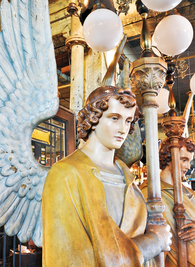 ArchitecturalAntiques Lavender Magazine