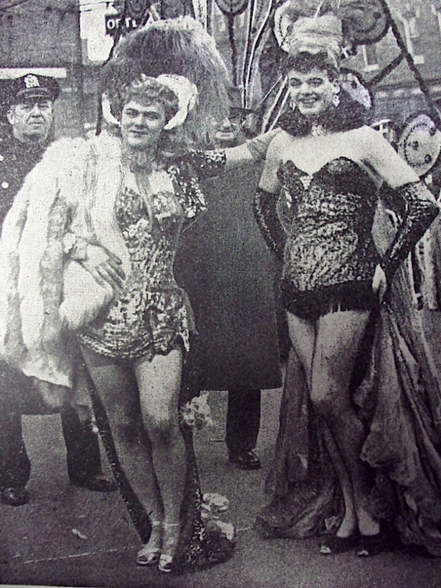 Female impersonators Ray Gordon (left) and Lee Watson at the 1949 Mummers’ Parade. Photo courtesy of Bob Skiba.