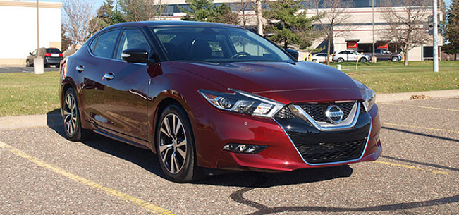 Ride Review: 2016 Nissan Maxima | Lavender Magazine