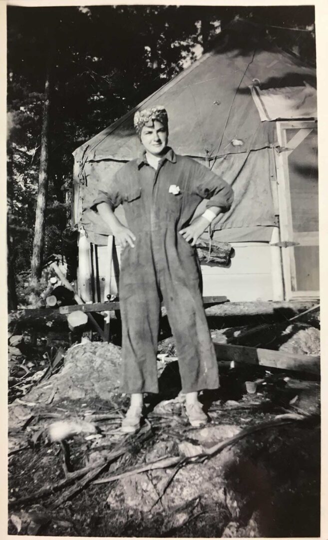 Black and white photo of